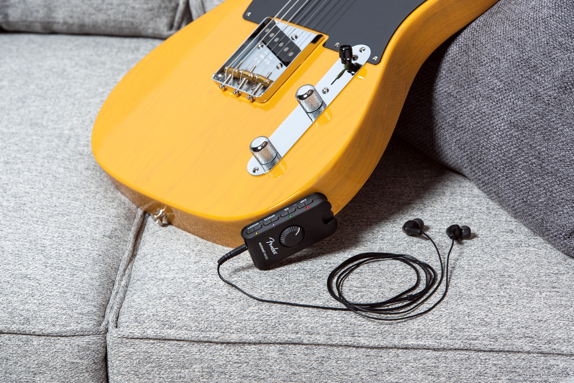 Fender Mustang Micro Review 12 guitar amps in your pocket